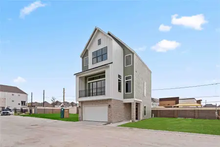 New construction Single-Family house 8718 Aquino, Houston, TX 77055 - image