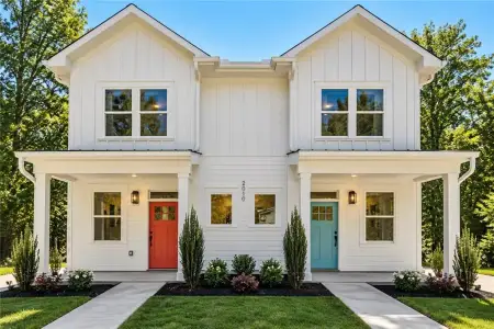 New construction Townhouse house 2010 Ruth St Nw, Unit B, Atlanta, GA 30318 - image