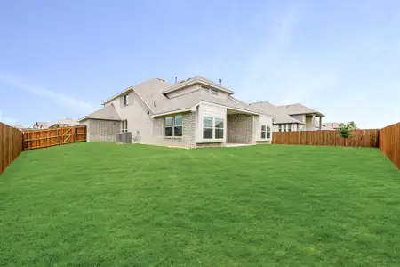 New construction Single-Family house 2032 Picnic Crk, DeSoto, TX 75115 plan Rose II - image