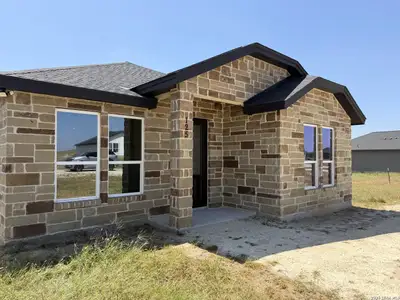 New construction Single-Family house 125 Camino Verde Ct, La Vernia, TX 78121 - image