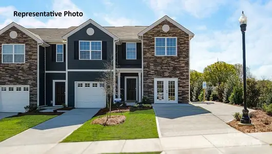 New construction Townhouse house 545 Trading Post Ln, York, SC 29745 null- photo 0