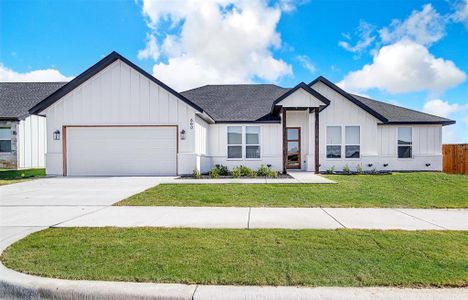 New construction Single-Family house 560 Highview Ct, Godley, TX 76044 - photo 0