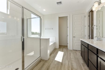 New construction Single-Family house 15675 W Mercer Ln, Surprise, AZ 85379 null- photo 16 16