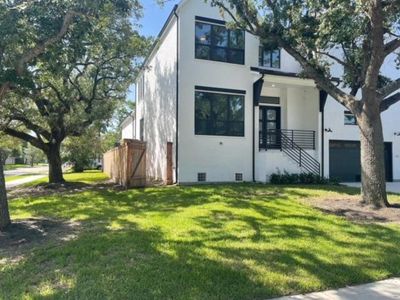 New construction Single-Family house 5003 Yarwell Drive, Houston, TX 77096 - photo 0