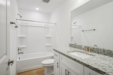 New construction Multi-Family house 12352 Montgomery Frst, San Antonio, TX 78252 - image 12