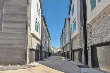 New construction Single-Family house 1020 W 15Th 1/2 St, Unit B, Houston, TX 77008 - image