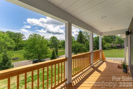 New construction Single-Family house 21 Justice Ridge Ter, Candler, NC 28715 - image
