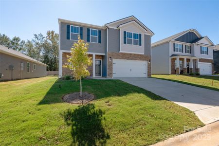 New construction Single-Family house 1742 Falls Cove Rd, Newton, NC 28658 Penwell- photo 0