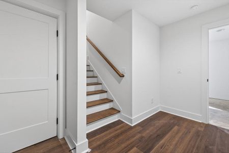 New construction Townhouse house 4810 Moonview Ln, Sugar Hill, GA 30518 - image 17