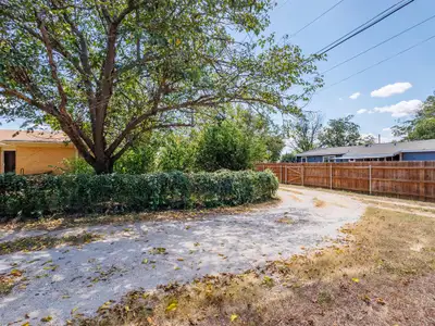 New construction Single-Family house 1909 8Th St, Brownwood, TX 76801 - image