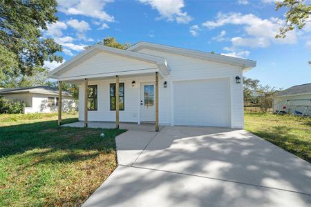 New construction Single-Family house 11274 Linden Dr, Spring Hill, FL 34609 null- photo 0