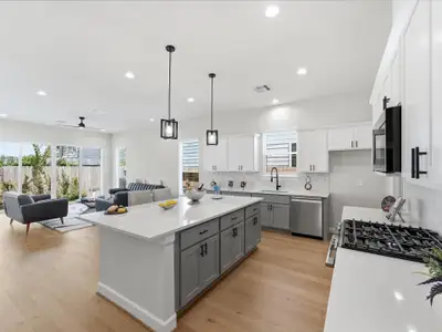 New construction Single-Family house 7208 Shadyvilla Ln, Houston, TX 77055 - image 8