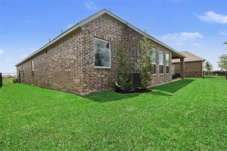 New construction Single-Family house 2131 Tioga View Dr, Iowa Colony, TX 77583 plan Jasmine - image 3