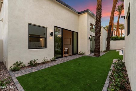 New construction Single-Family house 4311 E Sells Dr, Phoenix, AZ 85018 - image