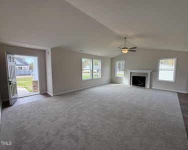 New construction Single-Family house 378 Magnolia Run Way, Benson, NC 27504 - photo 2 2