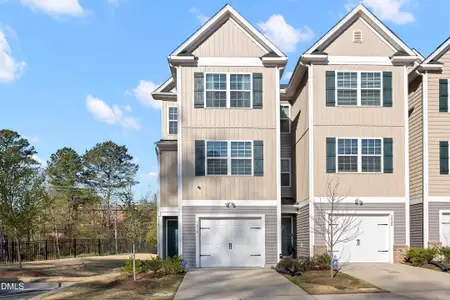 New construction Townhouse house 5030 Jayden Dr, Durham, NC 27704 - image