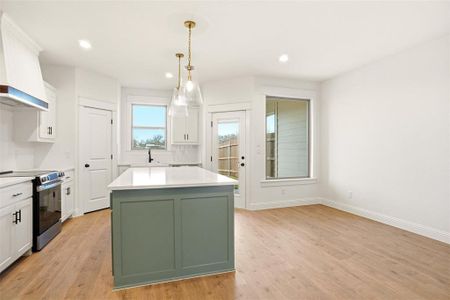 New construction Townhouse house 210 Legacy Blvd, Weatherford, TX 76086 - image 6