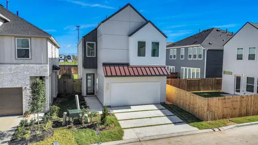 Piccolina by Contempo Builder in Houston - image