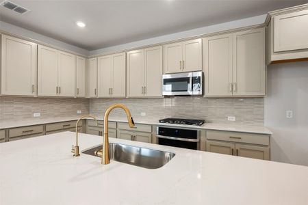 New construction Single-Family house 231 Ranier Wy, Dripping Springs, TX 78620 plan McKinney - image 7