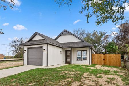 New construction Single-Family house 802.5 N Needmore St, Athens, TX 75751 - image