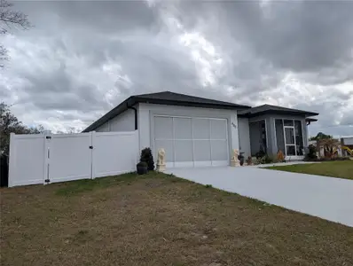 New construction Single-Family house 400 Miami Wy, Poinciana, FL 34759 - image