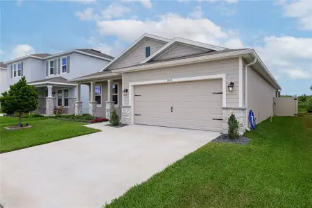 New construction Single-Family house 3413 Ivy Hollow Dr, Plant City, FL 33565 plan Laurel - image