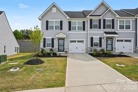 New construction Townhouse house 115 Jameson Park Dr, Unit 1, Troutman, NC 28166 - image
