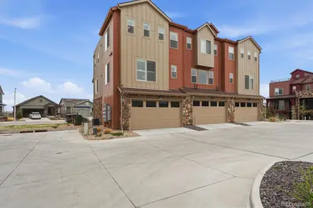 New construction Townhouse house 8393 Mount Kataka St, Littleton, CO 80125 - image