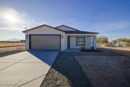 New construction Single-Family house 21236 W Shasta St, Buckeye, AZ 85326 - image
