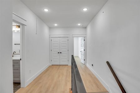 New construction Single-Family house 4833 Paula St, Houston, TX 77033 - image 11