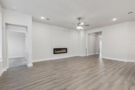 New construction Single-Family house 10333 Tapioca St, Fort Worth, TX 76036 Bridgeport- photo 7 7