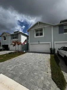 New construction Townhouse house 5786 Se Edgewater Cir, Stuart, FL 34997 - image