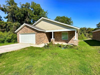 New construction Single-Family house 900 North Street, Weatherford, TX 76086 - photo 0