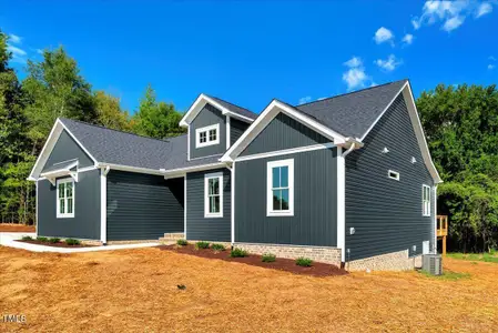 New construction Single-Family house 53 Stonewood Loop Ln, Henderson, NC 27537 - image