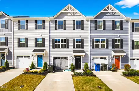 New construction Townhouse house 4629 Black Drum Dr, Raleigh, NC 27616 - image