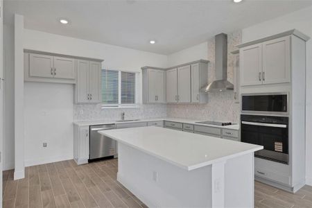 New construction Townhouse house 6527 Trailblaze Bnd, St. Cloud, FL 34771 - image 8