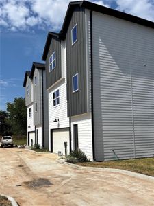 New construction Single-Family house 1032 Marcolin St, Houston, TX 77088 - image