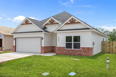 New construction Single-Family house 5809 Barkridge Drive, Granbury, TX 76048 - photo 0