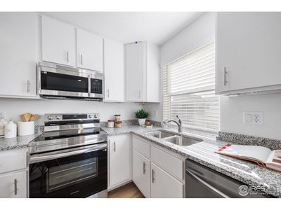 New construction Single-Family house 5254 Melvick Ln, Johnstown, CO 80534 - image 8