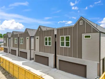 New construction Single-Family house 3415 Stonewall St, Houston, TX 77020 - image