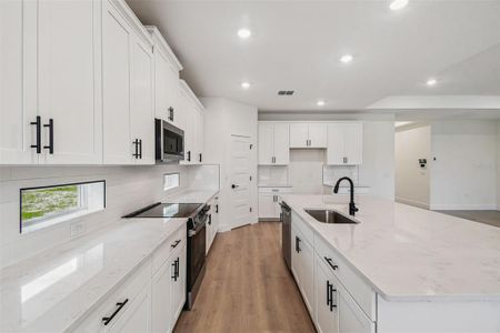 New construction Single-Family house 11324 Striped Bass Ct, New Port Richey, FL 34654 - image 11