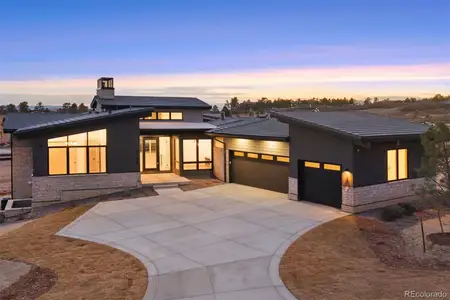 New construction Single-Family house 6194 Oxford Peak Ln, Castle Rock, CO 80108 - image