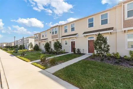 New construction Townhouse house 6119 Whetstone Ct, Palmetto, FL 34221 - image