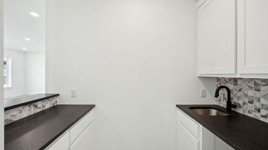 New construction Single-Family house 2308 Roaming Dr, McKinney, TX 75071 plan Mason III - image 13