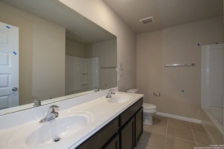 New construction Single-Family house 8106 Champion Crk, San Antonio, TX 78252 Moscoso - 40' Smart Series- photo 10 10