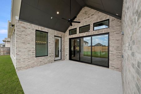 New construction Single-Family house 5011 Lake Vista Dr, Manvel, TX 77583 plan Eastland II - image 3