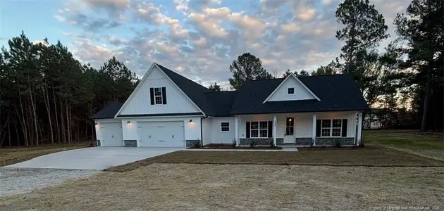 New construction Single-Family house 27640 Peach Orchard Rd, Wagram, NC 28396 - image