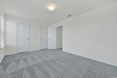 New construction Single-Family house 10446 Canard Crst, Converse, TX 78109 - image 19
