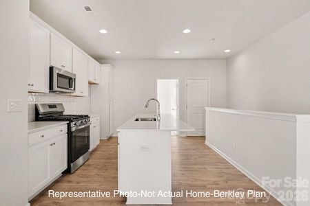 New construction Townhouse house 2326 Rachelwood Dr, Charlotte, NC 28273 - image 9