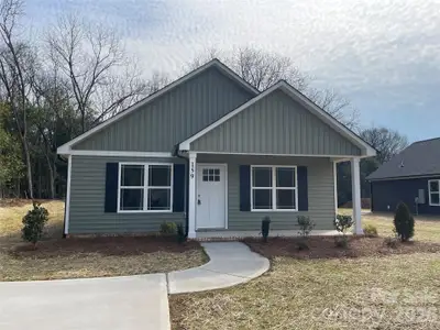 New construction Single-Family house 159 W Pine St, Norwood, NC 28128 - image